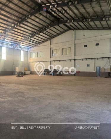 Unit Gudang Dijual di Jakarta Utara LT 3000m2 & LB 2000m2 Unit Gudang Dijual di Jakarta Utara LT 3000m2 & LB 2000m2
