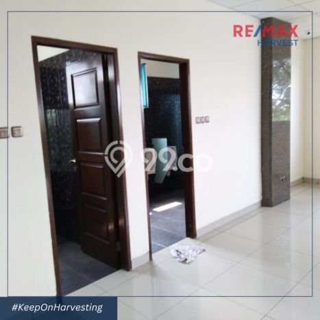 Kantor Disewa di Jakarta Selatan dengan LB 8800m2 Area Komersial Ramai Kantor Disewa di Jakarta Selatan dengan LB 8800m2 Area Komersial Ramai
