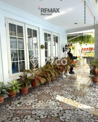 For Sale! Luxury House LT 700m2 Desain Elegan di Pondok Indah For Sale! Luxury House LT 700m2 Desain Elegan di Pondok Indah