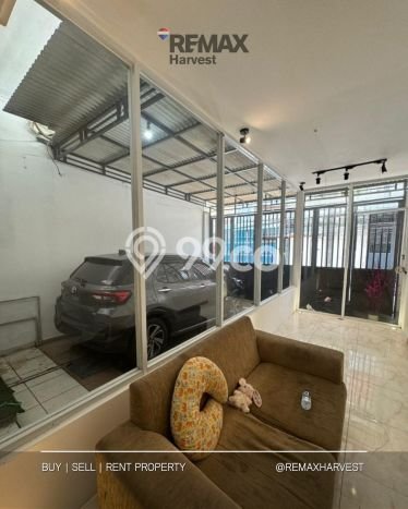 Rumah sewa siap huni 4 Kamar Tidur di Jelambar, Jakarta Barat Rumah sewa siap huni 4 Kamar Tidur di Jelambar, Jakarta Barat