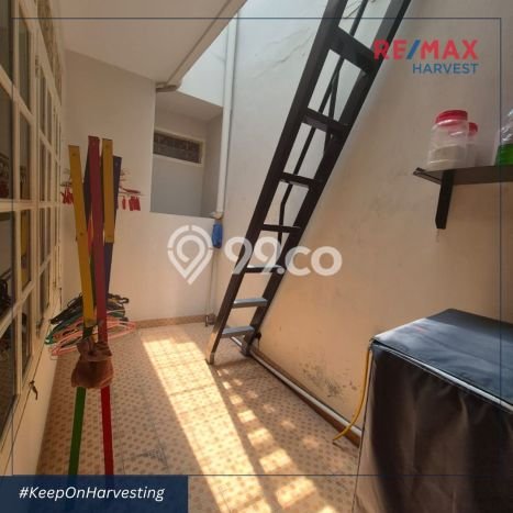 Rumah Elit Modern Siap Huni di Jelambar Jakarta Barat Rumah Elit Modern Siap Huni di Jelambar Jakarta Barat