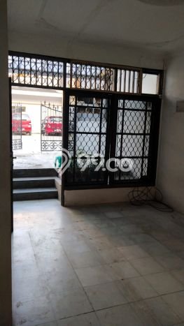 For Sale Rumah 4 Kamar Lokasi Strategis Bagus dan Strategis di Kelapa Gading For Sale Rumah 4 Kamar Lokasi Strategis Bagus dan Strategis di Kelapa Gading
