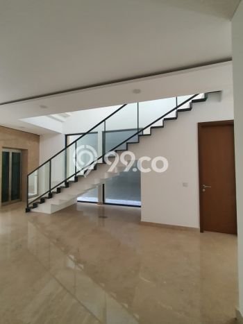 Rumah Mewah LB 380m2 Siap Pakai Desain Elegan di BSD City, Tangerang Rumah Mewah LB 380m2 Siap Pakai Desain Elegan di BSD City, Tangerang