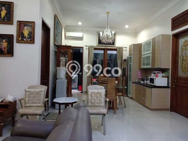 Ready to Use! Luxury House LT 382m2 Desain Elegan di Turangga Ready to Use! Luxury House LT 382m2 Desain Elegan di Turangga