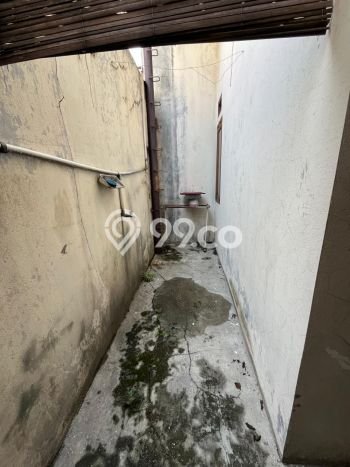 Rumah Modern LT 111m² Siap Huni di Kompleks Perumahan Buah Batu, Bandung Rumah Modern LT 111m² Siap Huni di Kompleks Perumahan Buah Batu, Bandung