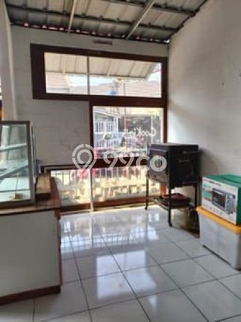 Rumah dengan Lokasi Strategis 2 KT di Buah Batu, Bandung Rumah dengan Lokasi Strategis 2 KT di Buah Batu, Bandung