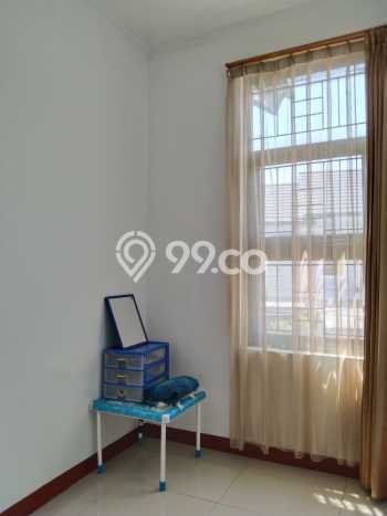 HUNIAN BERKELAS! Rumah Exclusive Arcamanik, Bandung, LT 82m² Luas Bangunan 85m² HUNIAN BERKELAS! Rumah Exclusive Arcamanik, Bandung, LT 82m² Luas Bangunan 85m²