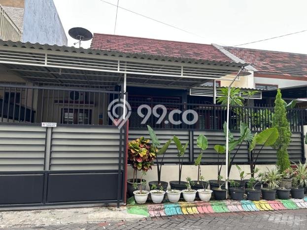 Hunian Cantik Modern Lb 100m2 di Wiyung, Surabaya Hunian Cantik Modern Lb 100m2 di Wiyung, Surabaya