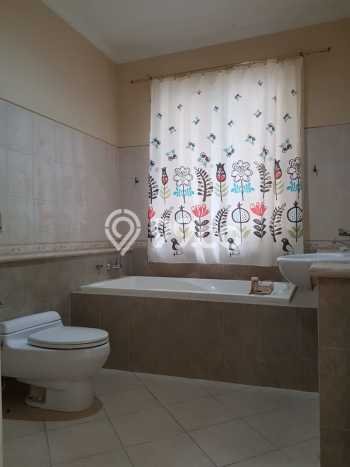 Dijual Rumah Mewah Exclusive di Lakarsantri, Surabaya Dijual Rumah Mewah Exclusive di Lakarsantri, Surabaya
