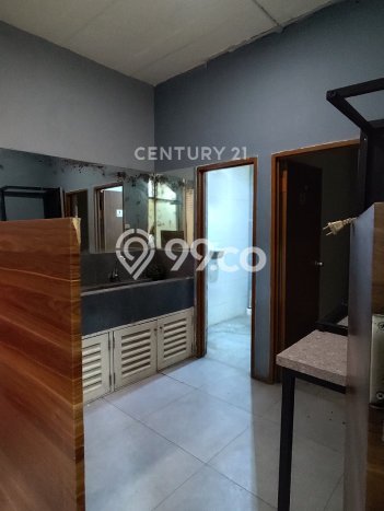 Disewakan! Rumah 4 Kamar Tidur &
3 Kamar Mandi di Sunter, Jakarta Utara Disewakan! Rumah 4 Kamar Tidur &
3 Kamar Mandi di Sunter, Jakarta Utara