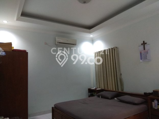 Rumah Elit LB 180m2 Siap Huni Desain Elegan di Tanjung Barat, Jakarta Selatan Rumah Elit LB 180m2 Siap Huni Desain Elegan di Tanjung Barat, Jakarta Selatan