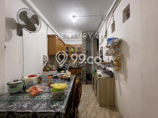 Rumah Luxury Modern Tanpa Renovasi di Rawamangun Jakarta Timur Rumah Luxury Modern Tanpa Renovasi di Rawamangun Jakarta Timur