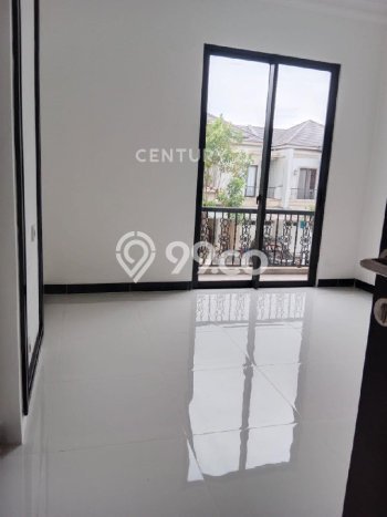 Hunian Mewah LB 250m2 Siap Huni Desain Elegan di BSD City, Tangerang Hunian Mewah LB 250m2 Siap Huni Desain Elegan di BSD City, Tangerang
