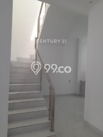 Siap Huni Rumah Mewah 3 Kamar di Kelapa Gading Dekat ke Mana Saja Siap Huni Rumah Mewah 3 Kamar di Kelapa Gading Dekat ke Mana Saja