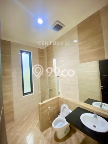Rumah Mewah Siap Huni LT 146m2 di Kelapa Gading, Jakarta Utara Rumah Mewah Siap Huni LT 146m2 di Kelapa Gading, Jakarta Utara