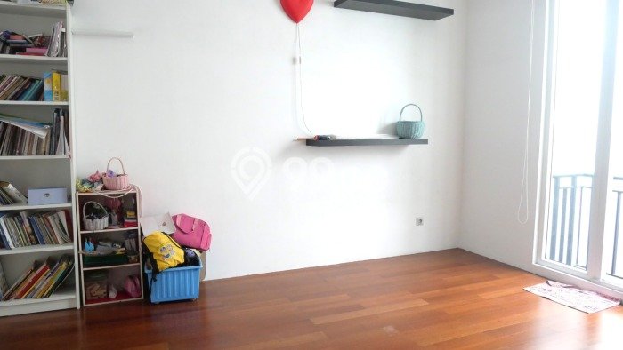 Siap Huni Rumah Mewah 3 Kamar di Kemayoran Dekat ke Mana Saja Siap Huni Rumah Mewah 3 Kamar di Kemayoran Dekat ke Mana Saja
