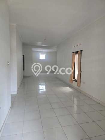 Rumah Asri area Leuwi Panjang, 2 KM, Area Strategis, LT 180m² Bangunan 160m² Rumah Asri area Leuwi Panjang, 2 KM, Area Strategis, LT 180m² Bangunan 160m²