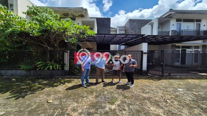 Rumah Modern Cantik 3 Kamar Bisa Langsung Pindah di Lembang Rumah Modern Cantik 3 Kamar Bisa Langsung Pindah di Lembang