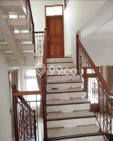 Vila Strategis Kawasan , Ukuran 300m2m², Posisi Strategis dengan akses mudah Vila Strategis Kawasan , Ukuran 300m2m², Posisi Strategis dengan akses mudah