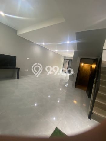 Rumah Minimalis 3 KT LT 90m2 di Taman Kopo Indah Rumah Minimalis 3 KT LT 90m2 di Taman Kopo Indah