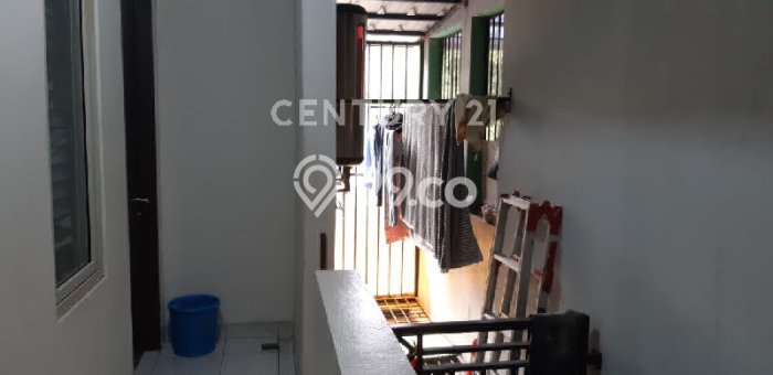 Rumah Minimalis 5 KT di BSD City Tangerang Full Furnished Rumah Minimalis 5 KT di BSD City Tangerang Full Furnished