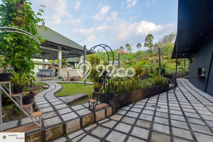 HARGA TERBAIK! Vila Kawasan , Luas 3000m2m², Lokasi Strategis HARGA TERBAIK! Vila Kawasan , Luas 3000m2m², Lokasi Strategis