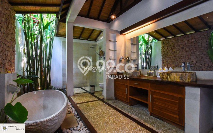 Vila Kawasan , Luas 1700m2m², Akses ke Pusat Kota Vila Kawasan , Luas 1700m2m², Akses ke Pusat Kota