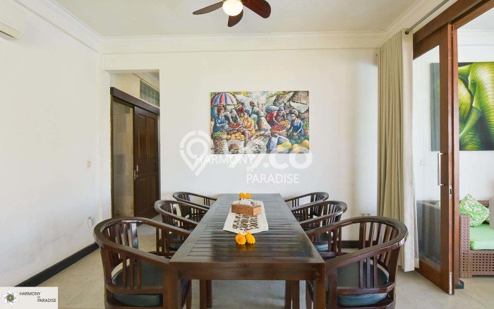 LOKASI TERBAIK! Vila di , Dimensi 2400m2m², Area Premium dengan jalan bagus LOKASI TERBAIK! Vila di , Dimensi 2400m2m², Area Premium dengan jalan bagus