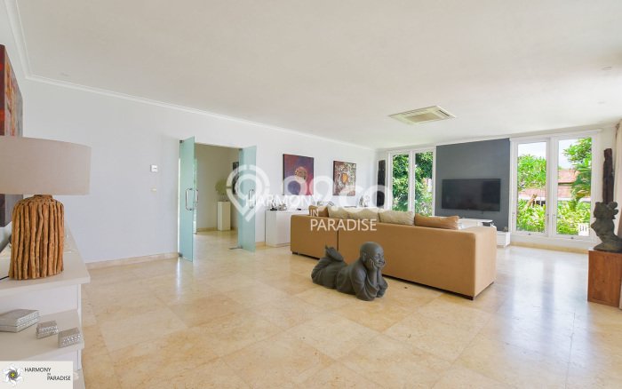 Vila di , Luas 1900m2m², Akses ke berbagai keperluan Vila di , Luas 1900m2m², Akses ke berbagai keperluan