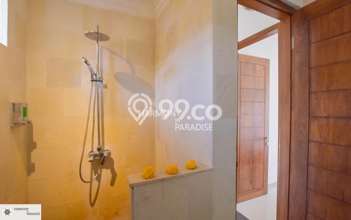 LOKASI TERBAIK! Vila di , Dimensi 2400m2m², Area Premium dengan jalan bagus LOKASI TERBAIK! Vila di , Dimensi 2400m2m², Area Premium dengan jalan bagus