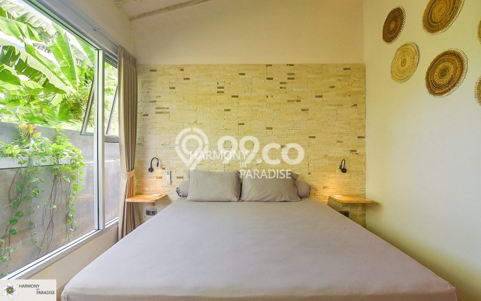 Dijual! Vila Kawasan , Luas 240m2m², Posisi Premium Dijual! Vila Kawasan , Luas 240m2m², Posisi Premium