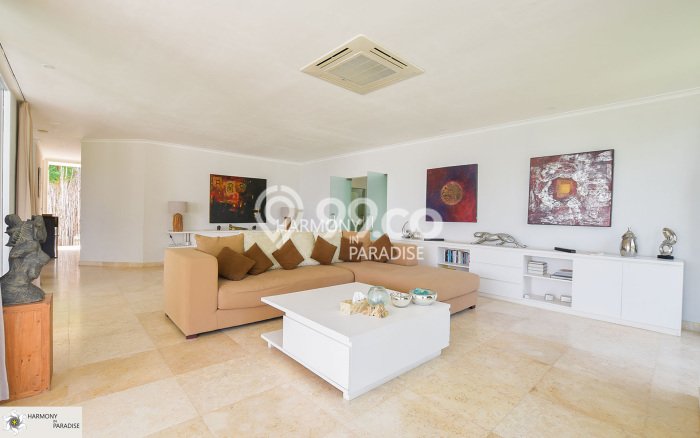 Vila di , Luas 1900m2m², Akses ke berbagai keperluan Vila di , Luas 1900m2m², Akses ke berbagai keperluan