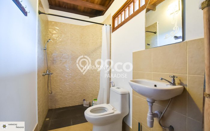 Bisnis Menjanjikan! Vila Kawasan , Luas 300m2m², Dekat ke Fasilitas Umum Bisnis Menjanjikan! Vila Kawasan , Luas 300m2m², Dekat ke Fasilitas Umum