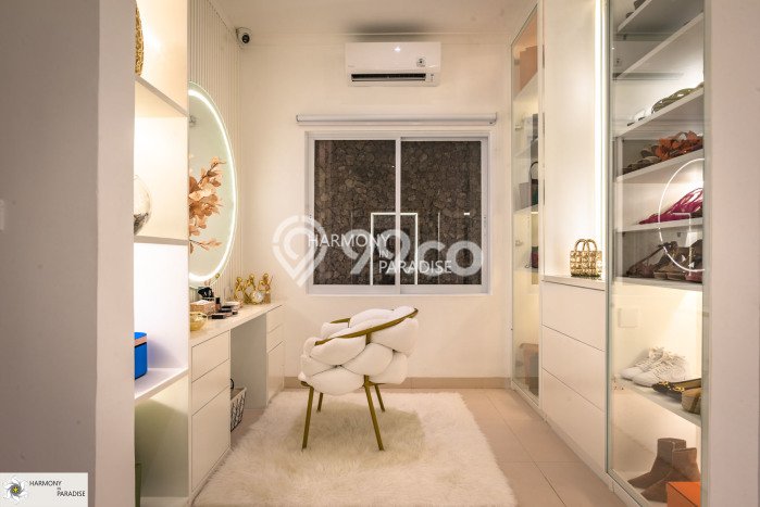 FOR SALE! Vila di , Luas 1500m2m², Lokasi Premium FOR SALE! Vila di , Luas 1500m2m², Lokasi Premium