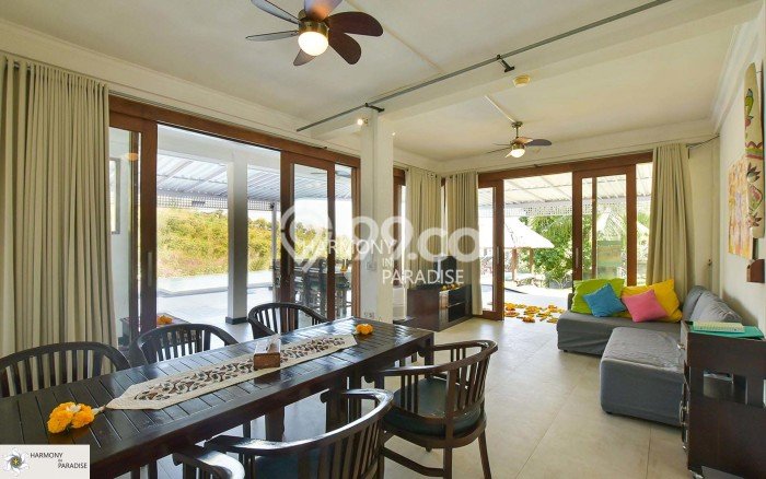 LOKASI TERBAIK! Vila di , Dimensi 2400m2m², Area Premium dengan jalan bagus LOKASI TERBAIK! Vila di , Dimensi 2400m2m², Area Premium dengan jalan bagus