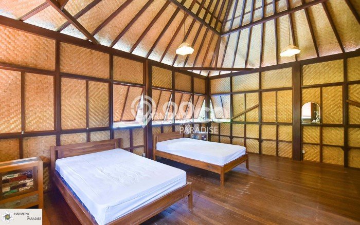 Bisnis Menjanjikan! Vila Kawasan , Luas 300m2m², Dekat ke Fasilitas Umum Bisnis Menjanjikan! Vila Kawasan , Luas 300m2m², Dekat ke Fasilitas Umum