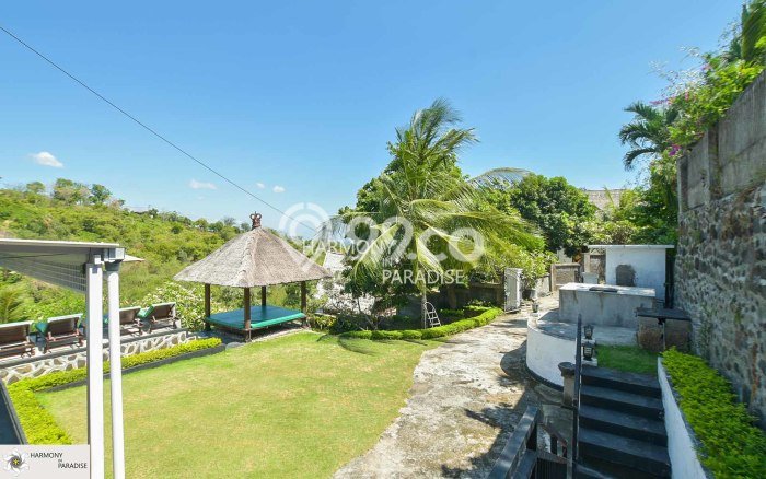 LOKASI TERBAIK! Vila di , Dimensi 2400m2m², Area Premium dengan jalan bagus LOKASI TERBAIK! Vila di , Dimensi 2400m2m², Area Premium dengan jalan bagus
