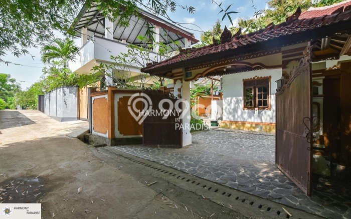 HARGA TERBAIK! Vila di , Luas 600m2m², Kawasan Potensial dengan prospek meningkat HARGA TERBAIK! Vila di , Luas 600m2m², Kawasan Potensial dengan prospek meningkat