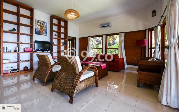 FOR SALE! Vila di Bukti, Luas 1025m², Lokasi Strategis FOR SALE! Vila di Bukti, Luas 1025m², Lokasi Strategis