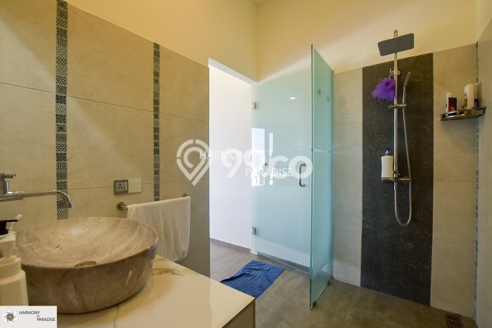 Vila Premium di , Luas 225m2m², Lingkungan Tenang dan nyaman Vila Premium di , Luas 225m2m², Lingkungan Tenang dan nyaman