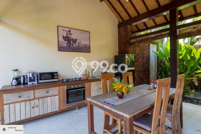 INVESTASI POTENSIAL! Vila Kawasan Tejakula, Luas 325m2m², Lingkungan Prima INVESTASI POTENSIAL! Vila Kawasan Tejakula, Luas 325m2m², Lingkungan Prima
