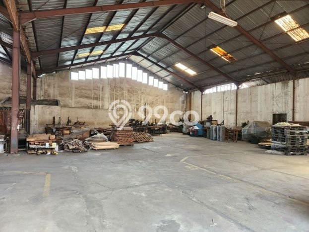 Unit Gudang Dijual di Gedangan Sidoarjo 2600m2 Unit Gudang Dijual di Gedangan Sidoarjo 2600m2
