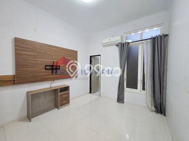 Rumah di Sulfat, Siap Huni, 3 KT, Dekat Sulfat, Malang, Malang, Luas 112m² Bangunan 80m² Rumah di Sulfat, Siap Huni, 3 KT, Dekat Sulfat, Malang, Malang, Luas 112m² Bangunan 80m²