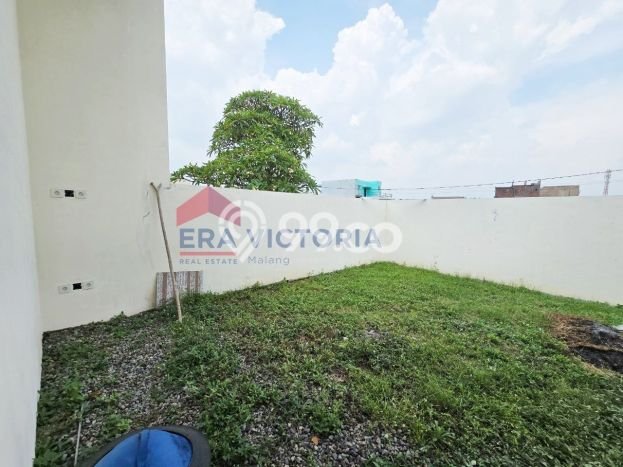 Dijual Rumah 2 Kamar Lokasi Strategis Nyaman dan Strategis di Kedungkandang Dijual Rumah 2 Kamar Lokasi Strategis Nyaman dan Strategis di Kedungkandang