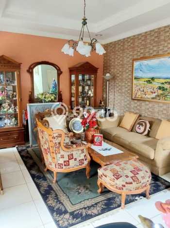 Rumah Luxury Modern Siap Huni di Bintaro Tangerang Selatan Rumah Luxury Modern Siap Huni di Bintaro Tangerang Selatan