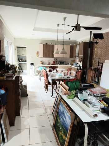 Rumah Luxury Modern Siap Huni di Bintaro Tangerang Selatan Rumah Luxury Modern Siap Huni di Bintaro Tangerang Selatan