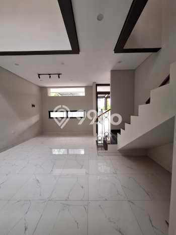 Rumah Luas Asri 3 KT Siap Pakai di Sektor 7A/B-Gading Serpong Tangerang Rumah Luas Asri 3 KT Siap Pakai di Sektor 7A/B-Gading Serpong Tangerang