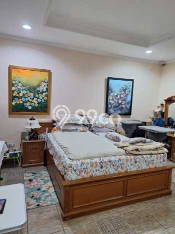 Rumah Luxury Modern Siap Huni di Bintaro Tangerang Selatan Rumah Luxury Modern Siap Huni di Bintaro Tangerang Selatan