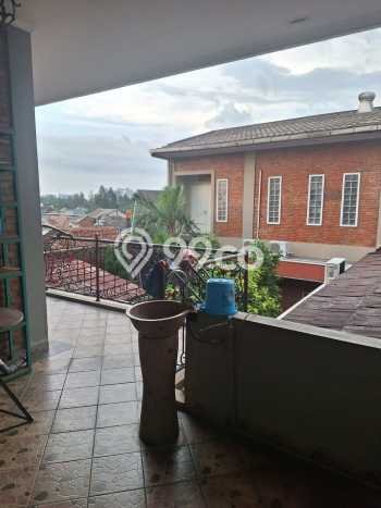 Rumah Luxury Modern Siap Huni di Bintaro Tangerang Selatan Rumah Luxury Modern Siap Huni di Bintaro Tangerang Selatan