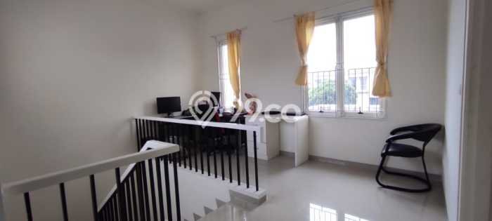 For Sale! Premium House LT 160m2 Desain Elegan di Suvarna Sutera For Sale! Premium House LT 160m2 Desain Elegan di Suvarna Sutera
